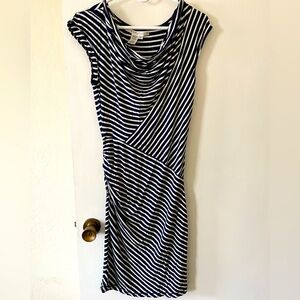 Women’s Max Studio navy and white striped dress size large in EUC.